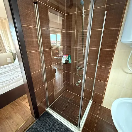 Happy 100mfrom Gondola With Free Bottle Of Wine And Free Parking Apartman *