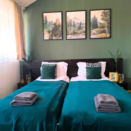 Happy 100mfrom Gondola With Free Bottle Of Wine And Free Parking *